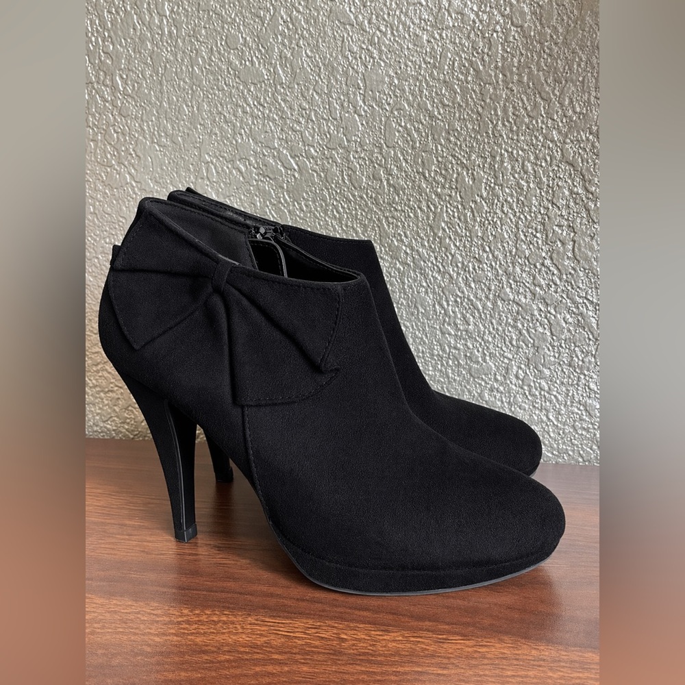 Black Suede Bow Accent High Heel Ankle Boots